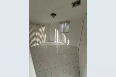 4801 NW 7th St #210-16, Miami, FL 33126 - Photo 11
