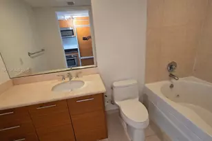 50 Biscayne Blvd, Miami, FL 33132 - Photo 13