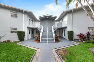 1667 NE Miami Gardens Dr, Miami, FL 33179 - Photo 15