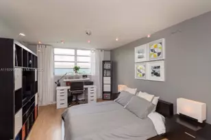 947 Lenox Ave., Miami Beach, FL 33139 - Photo 11