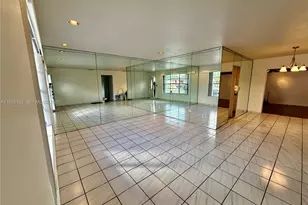 8855 SW 17th Terrace, Miami, FL 33165 - Photo 7