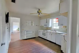 260 Fraser Ave, Labelle, FL 33935 - Photo 9