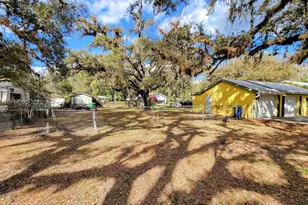 260 Fraser Ave, Labelle, FL 33935 - Photo 3