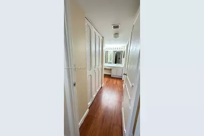 3401 N Country Club Dr #207, Aventura, FL 33180 - Photo 15