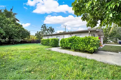 14310 SW 271st Ter, Homestead, FL 33032 - Photo 13