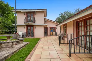 300 SW 123rd Ave, Miami, FL 33184 - Photo 33