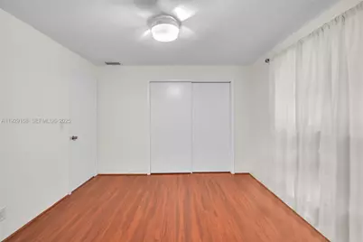 500 S Luna Ct #7, Hollywood, FL 33021 - Photo 17