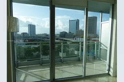 90 SW 3rd St #1110, Miami, FL 33130 - Photo 21