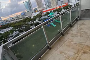 90 SW 3rd St, Miami, FL 33130 - Photo 23