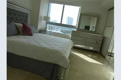 90 SW 3rd St #1110, Miami, FL 33130 - Photo 19