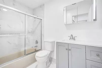 1051 NE 204th Ln, Miami, FL 33179 - Photo 15