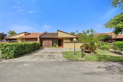 1051 NE 204th Ln, Miami, FL 33179 - Photo 3