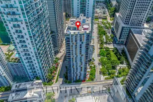 31 SE 6th St, Miami, FL 33131 - Photo 27