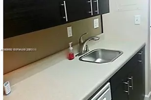 10500 SW 108th Ave, Miami, FL 33176 - Photo 7