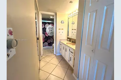 900 Saint Charles Pl #606, Pembroke Pines, FL 33026 - Photo 7