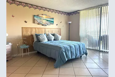 900 Saint Charles Pl #606, Pembroke Pines, FL 33026 - Photo 3