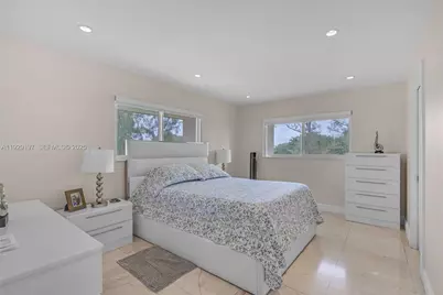 7430 Miami Lakes Dr #E301, Miami Lakes, FL 33014 - Photo 13