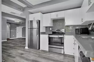 4332 Collins Ave, Miami Beach, FL 33140 - Photo 9