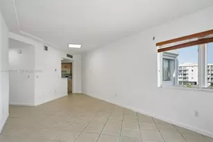 1185 Marseille Dr, Miami Beach, FL 33141 - Photo 15