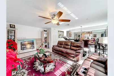 9521 NW 42nd St, Sunrise, FL 33351 - Photo 19