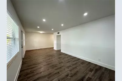 2500 Johnson St #14, Hollywood, FL 33020 - Photo 9