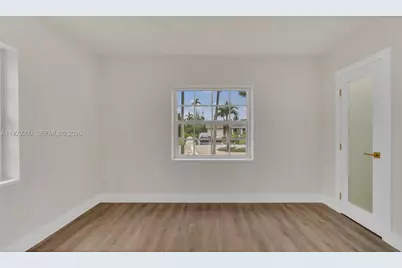 261 NW 144th St, Miami, FL 33168 - Photo 15