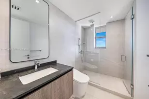 1000 Venetian Way, Miami, FL 33139 - Photo 27
