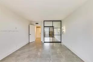 1000 Island Blvd, Aventura, FL 33160 - Photo 13