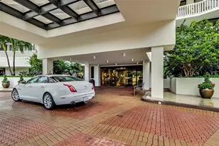 1000 Island Blvd, Aventura, FL 33160 - Photo 27