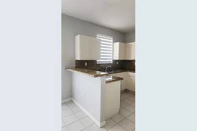2715 SE 15 Pl #156, Homestead, FL 33035 - Photo 7