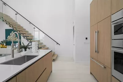 756 84th St #B, Miami Beach, FL 33141 - Photo 15
