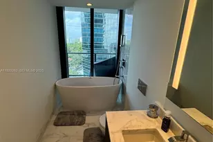 1451 Brickell Ave, Miami, FL 33131 - Photo 11