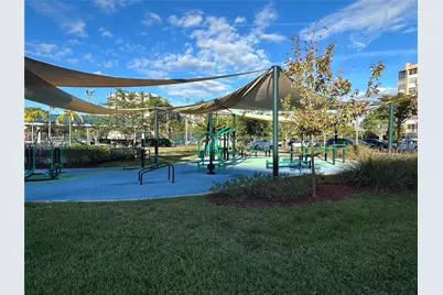 1100 Saint Charles Pl #620, Pembroke Pines, FL 33026 - Photo 27