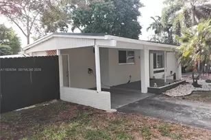 911 W Country Club Cir, Plantation, FL 33317 - Photo 5