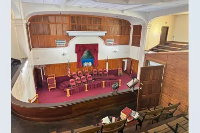 226 SW 17th Ave, Miami, FL 33135 - Photo 9