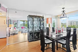 900 St Charles Pl, Pembroke Pines, FL 33026 - Photo 11