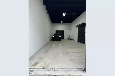 670 NW 23rd St, Miami, FL 33127 - Photo 3