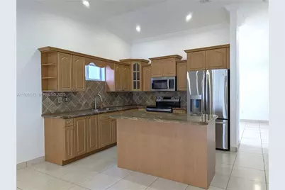 7199 W 30th Ct, Hialeah, FL 33018 - Photo 19