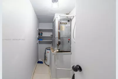 1400 NE 57th St #205, Fort Lauderdale, FL 33334 - Photo 17