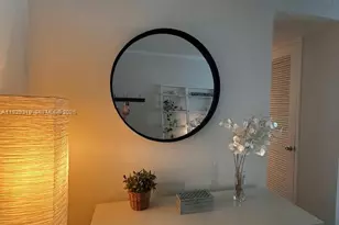 5055 Collins Ave, Miami Beach, FL 33140 - Photo 13