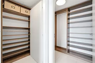 200 Biscayne Blvd Way, Miami, FL 33131 - Photo 7