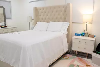 8781 Johnson St, Pembroke Pines, FL 33024 - Photo 5