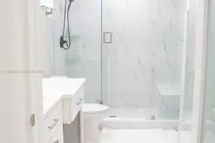 8781 Johnson St, Pembroke Pines, FL 33024 - Photo 7