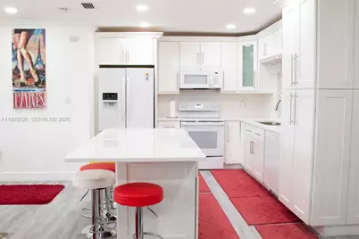 8781 Johnson St, Pembroke Pines, FL 33024 - Photo 33