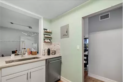 7173 Orange Dr #214B, Davie, FL 33314 - Photo 11