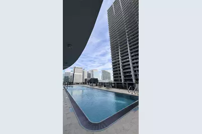 1000 Brickell Plz #4009, Miami, FL 33131 - Photo 63
