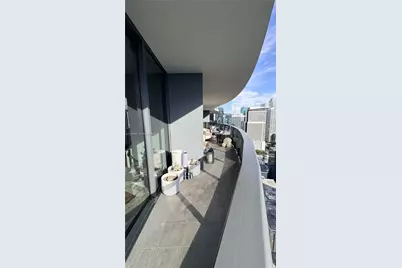 1000 Brickell Plz #4009, Miami, FL 33131 - Photo 27