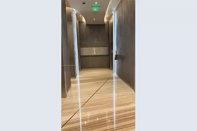 1000 Brickell Plz #4009, Miami, FL 33131 - Photo 39