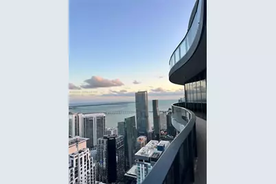 1000 Brickell Plz #4009, Miami, FL 33131 - Photo 3