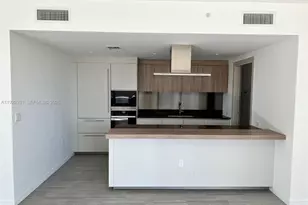 1000 Brickell Plaza, Miami, FL 33131 - Photo 9